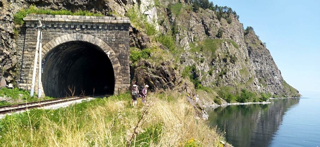 Поход по Байкалу летом